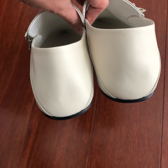 Jil sander Lambskin Convertible pointy mule/  flats with embellished jewelry. - Picture 8 of 17